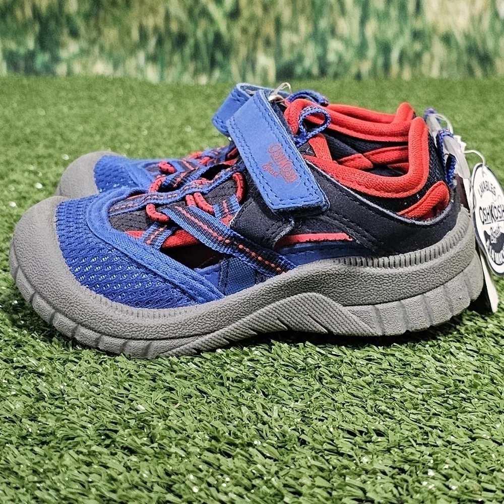 OSHKOSH B'GOSH | 'PAUL' BUMPER TOE SANDALS - NWT!